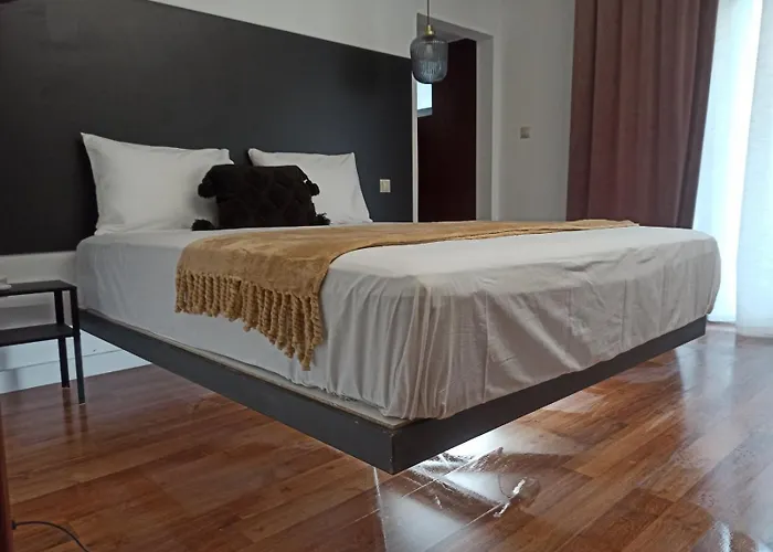 Down Town Luxurious Apartments 6