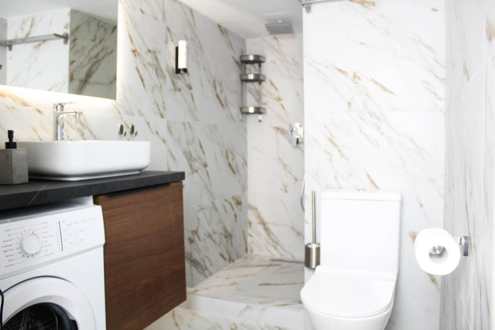 Down Town Luxurious 6 Apartment *