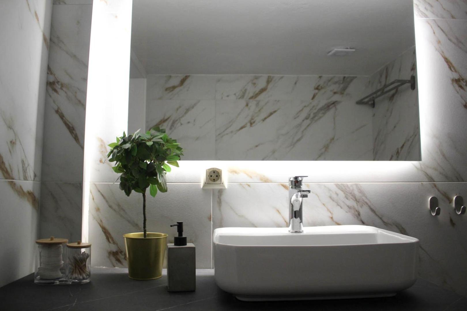 Down Town Luxurious 6 Apartment